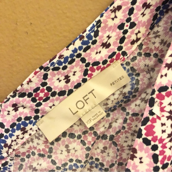 Loft Floral Geometric Peplum V Neck Sleeveless Top Pink Blue XS Petite - Picture 3 of 4